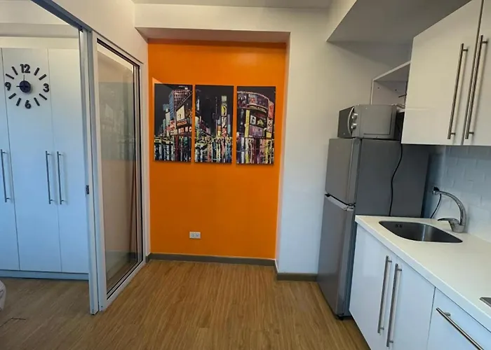 Staycation At Brgy Sucat Апартаменты *